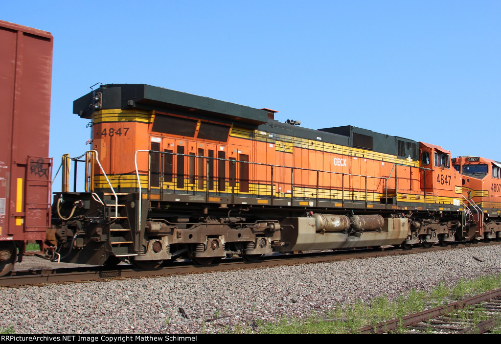 Ex-BNSF Dash 9 - 4847